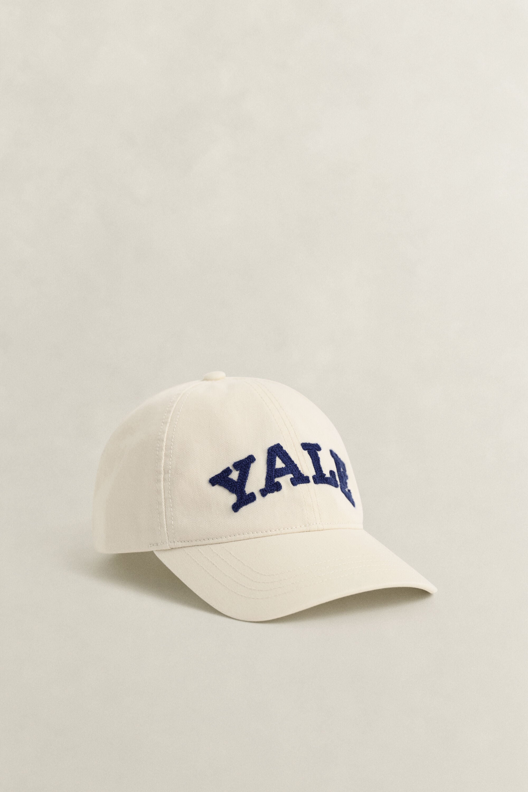 Boné em sarja de algodão lavada Gant x Yale