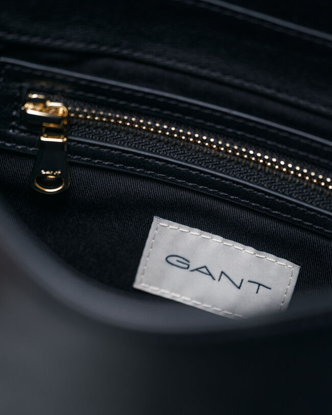 Mala de ombro em pele