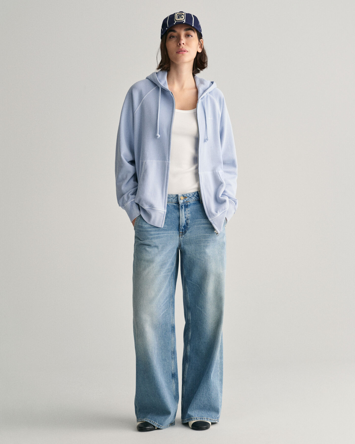 Sweatshirt com capuz e fecho Sunfaded