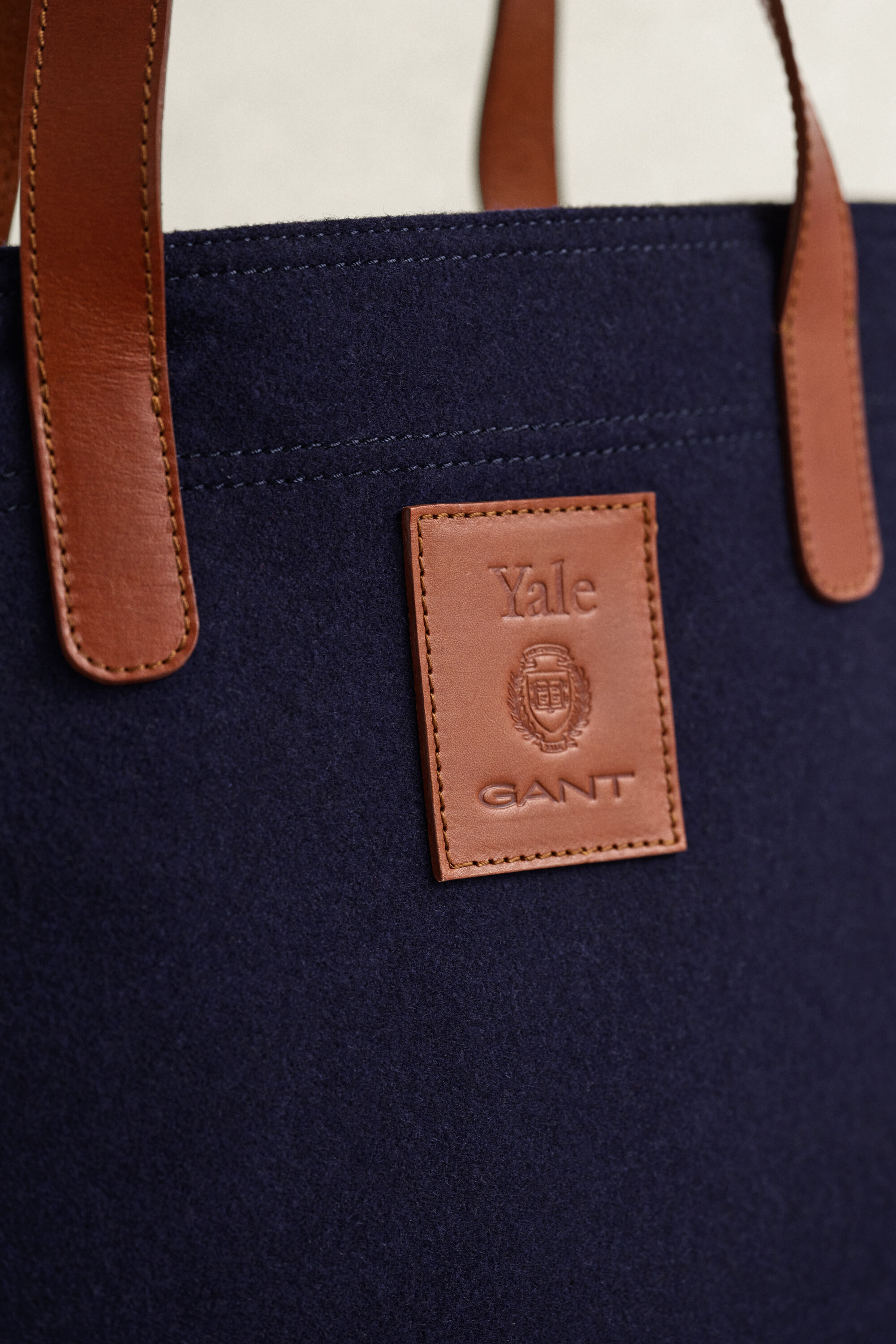 Mala tote em mélton Gant x Yale