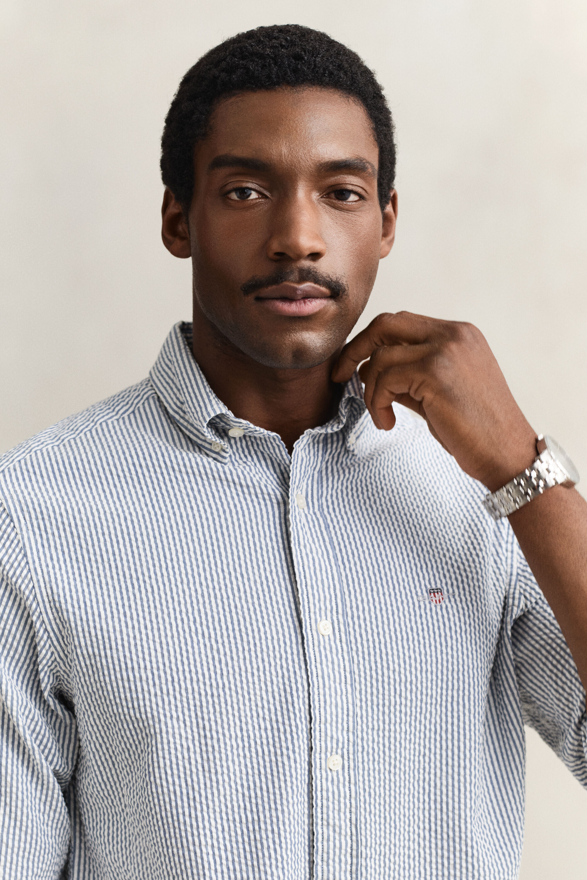 Camisa Seersucker às riscas regular fit