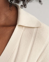 Pulover de malha com colarinho aberto