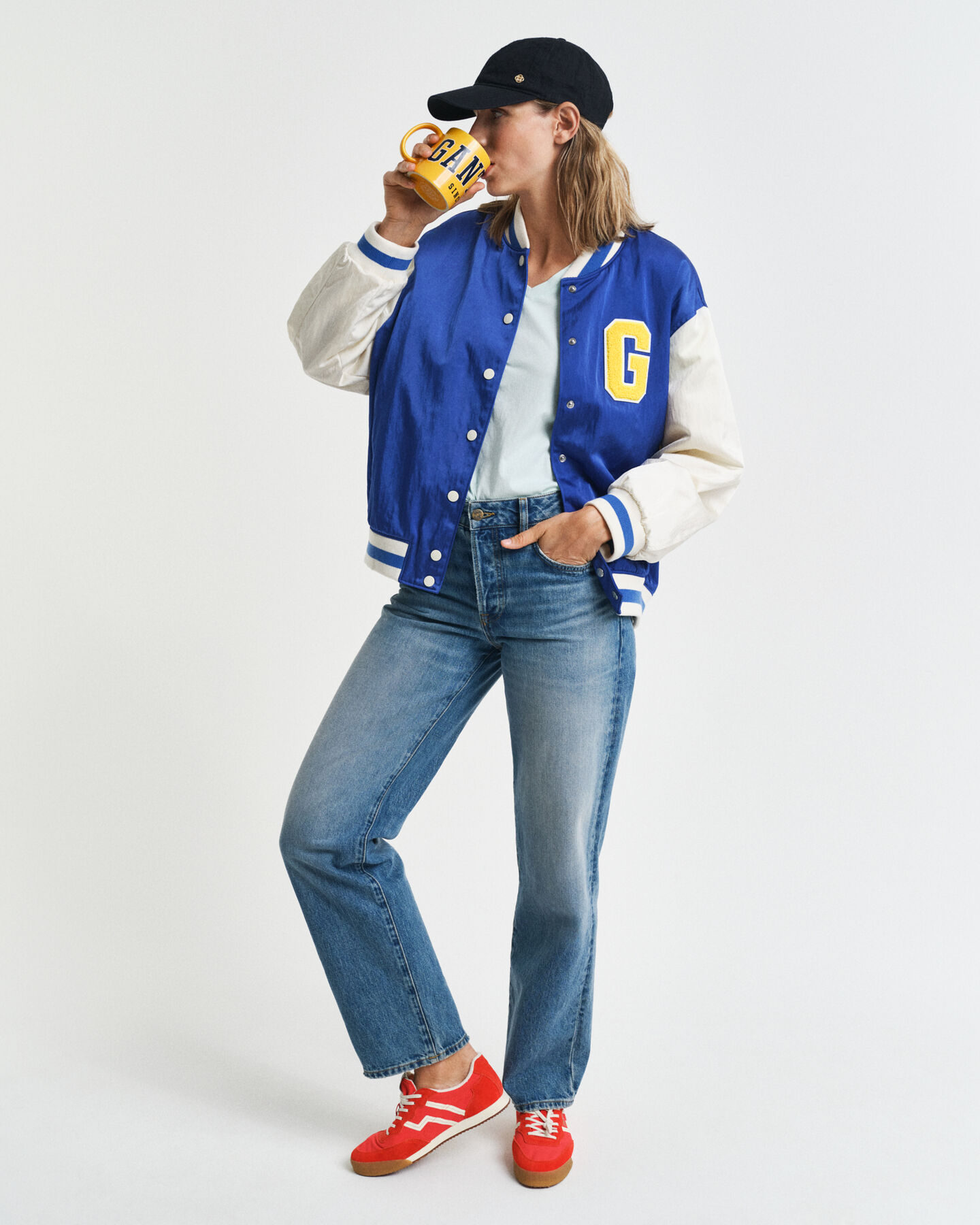 T-shirt com decote em V Sunfaded