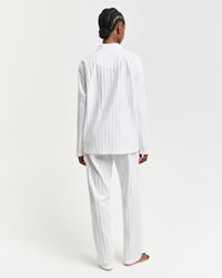 Caixa de presente com pijama