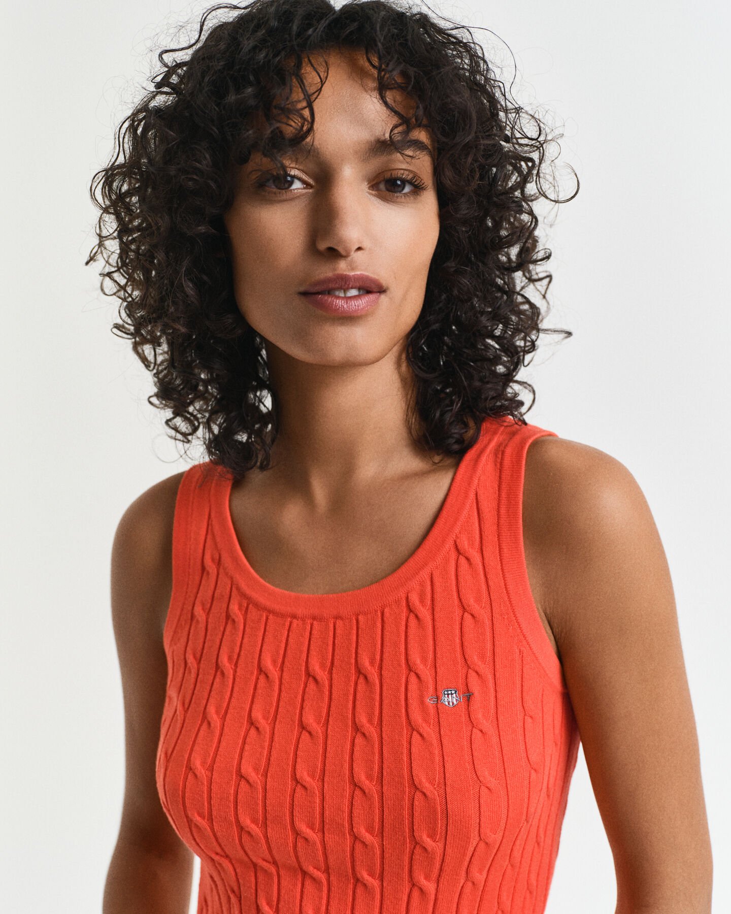 Camisola sem mangas em malha entran&ccedil;ada de algod&atilde;o com elastano
