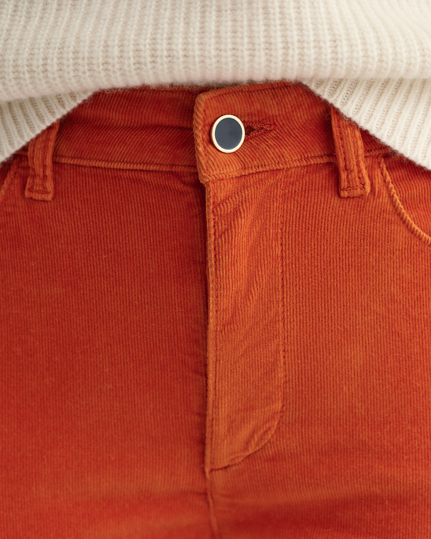 Cal&ccedil;as em bombazina pelo tornozelo Farla slim fit