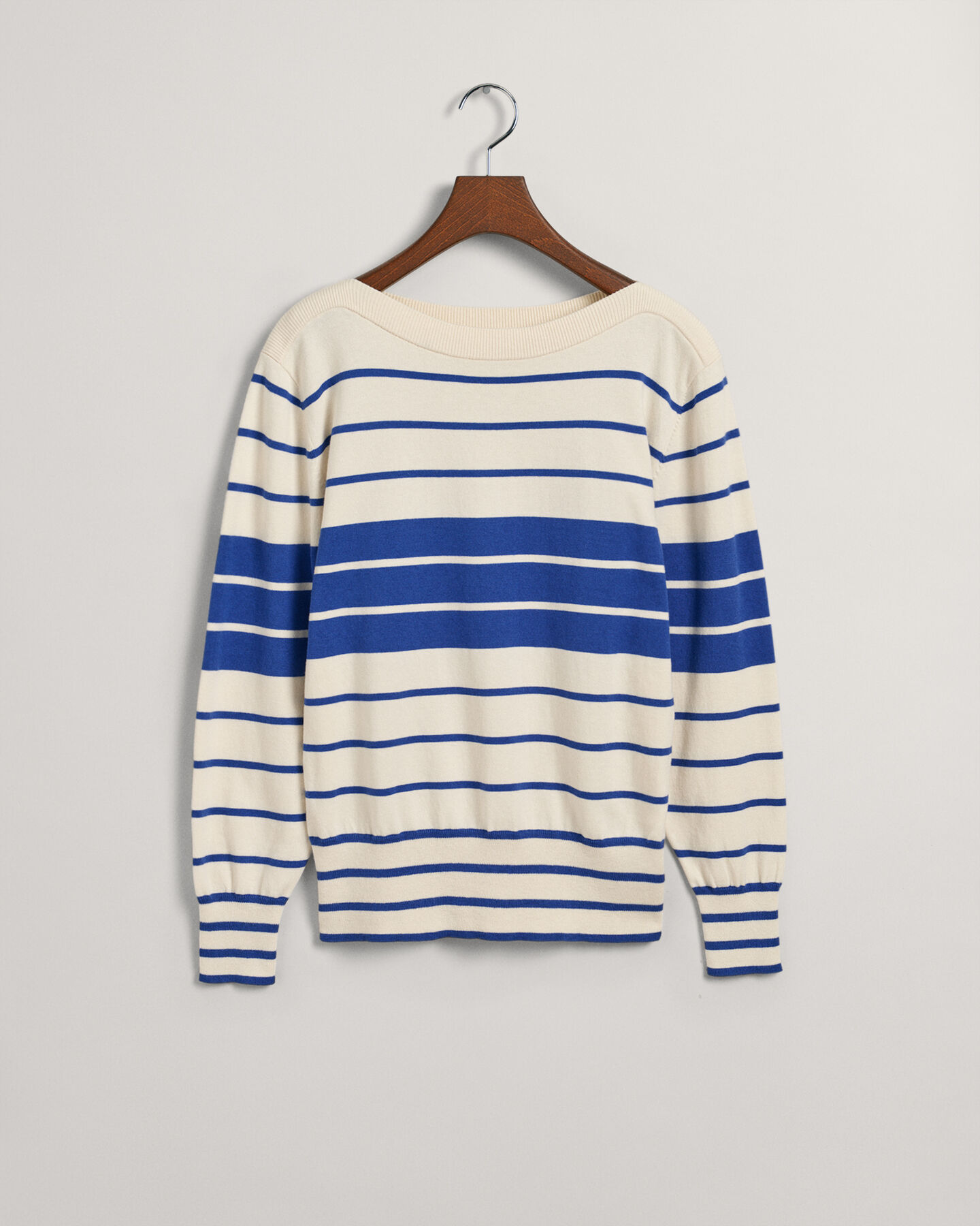 Camisola de malha com decote de barco às riscas em bloco