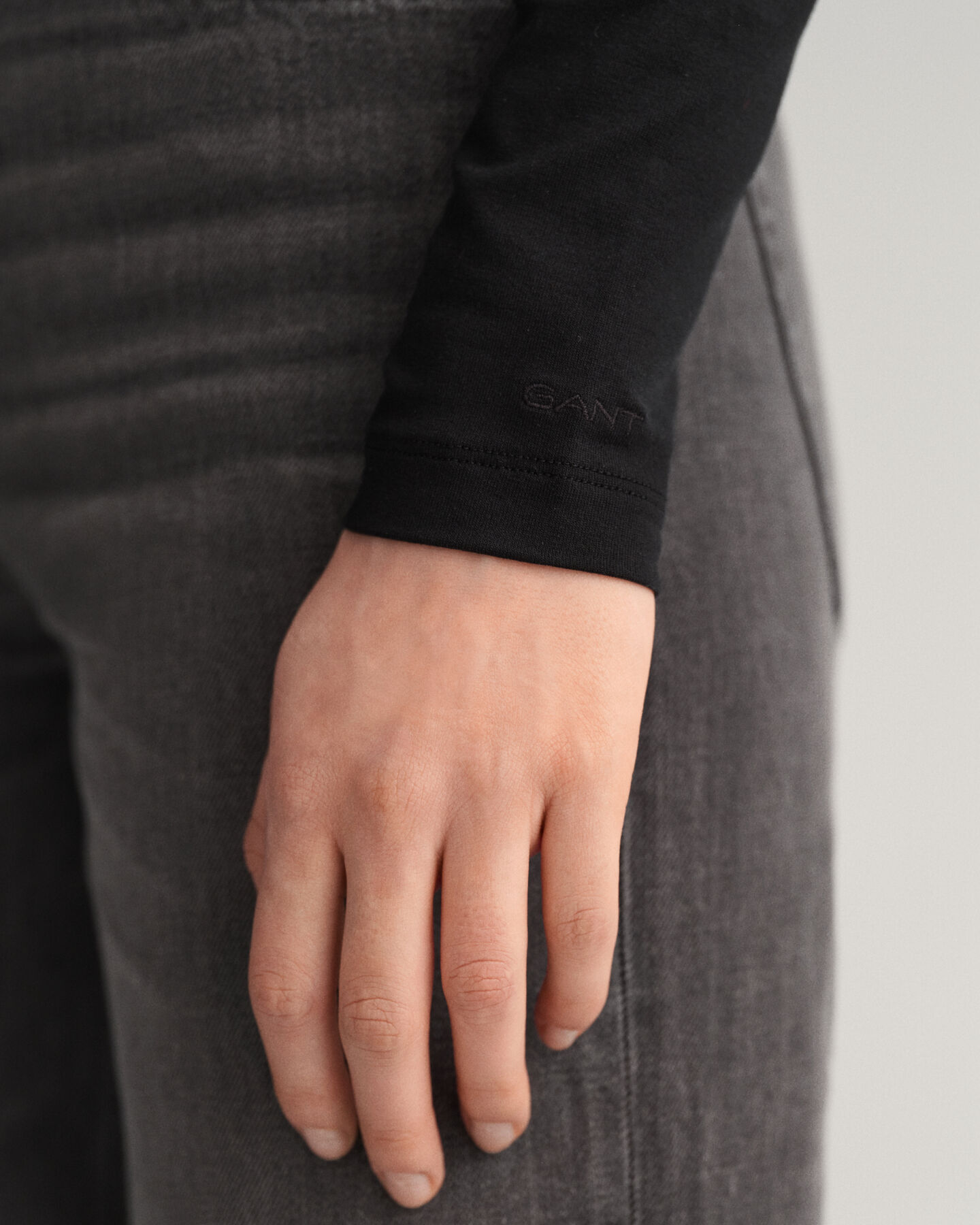 Camisola de gola alta e mangas compridas em jersey