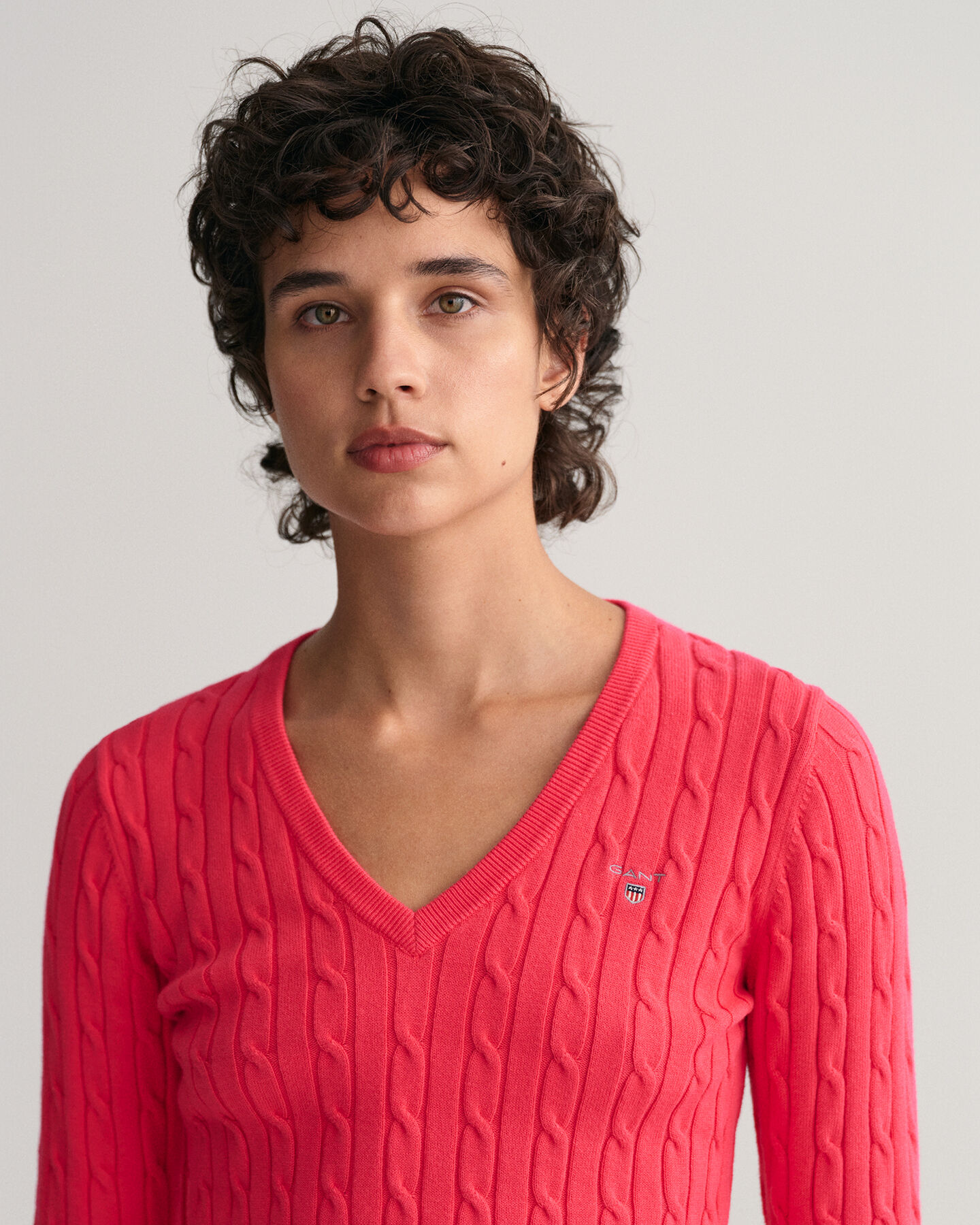 Sweatshirt com decote em V em malha entrançada de algodão com elastano