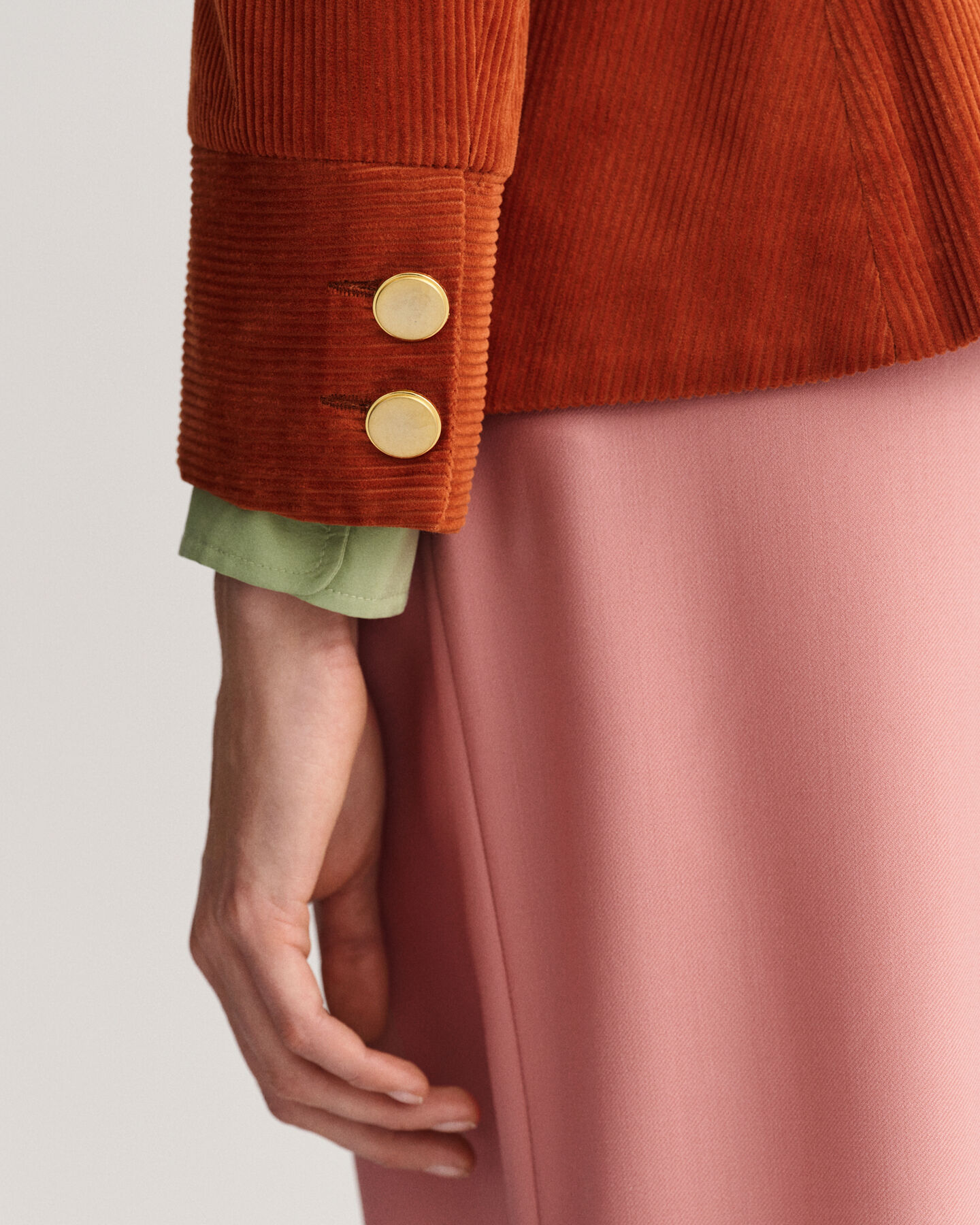 Blazer em bombazina slim