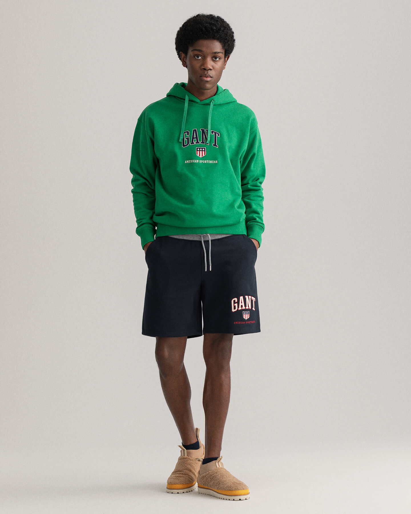 Cal&ccedil;&otilde;es desportivos Retro Shield