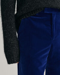 Cal&ccedil;as de fato em veludo