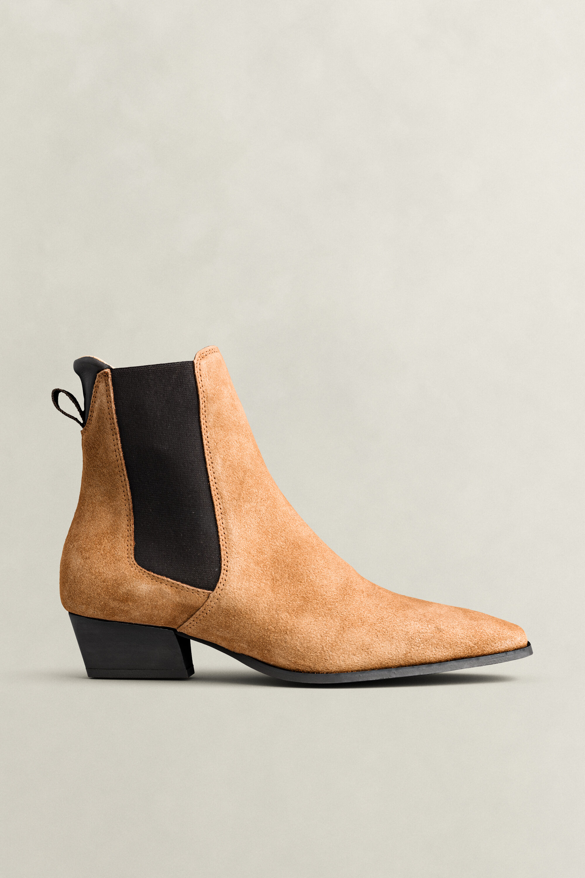 Botas Chelsea em camurça Bassotte