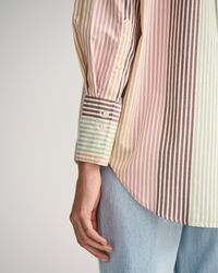 Camisa às riscas relaxed fit