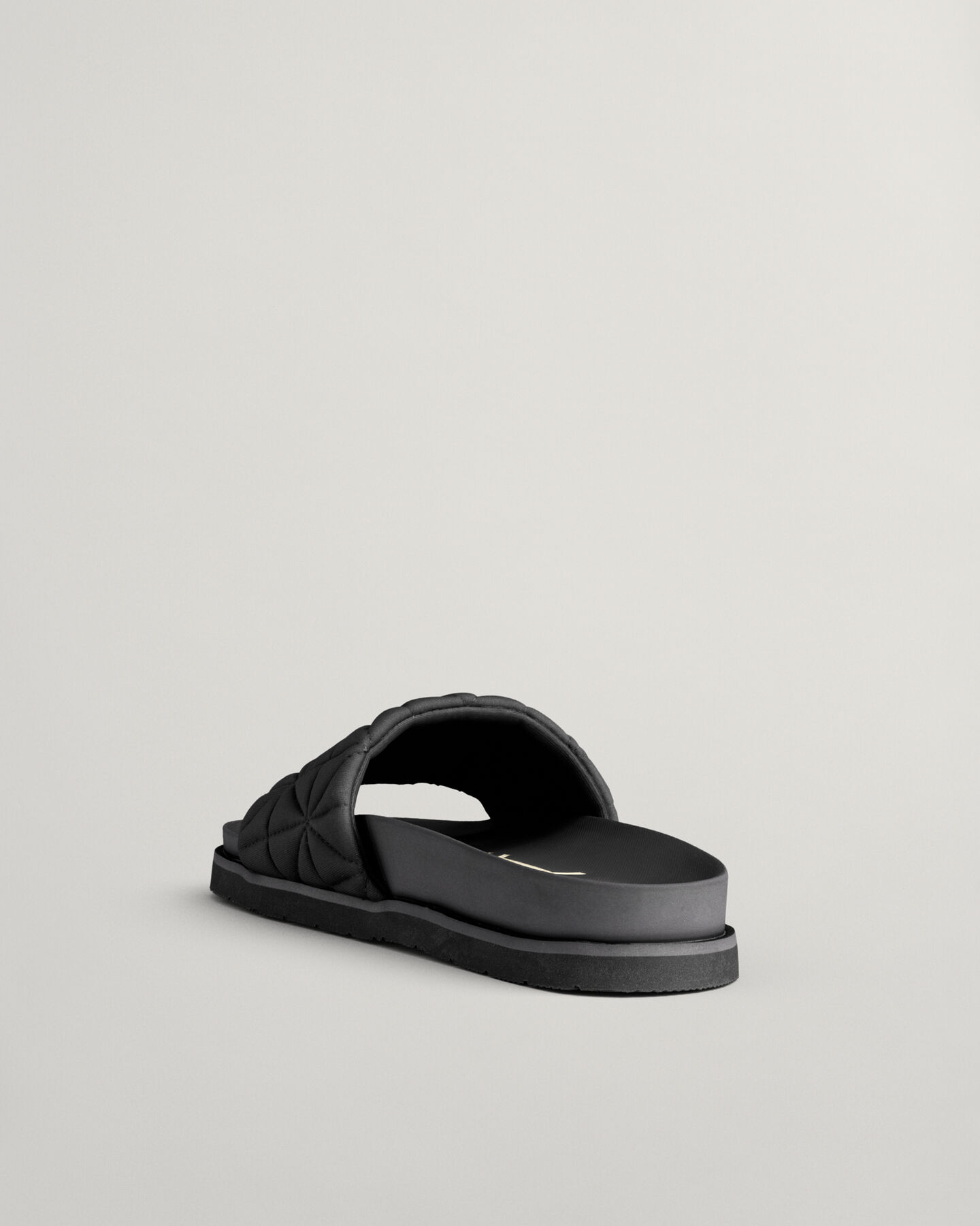 Sand&aacute;lias Mardale Sport