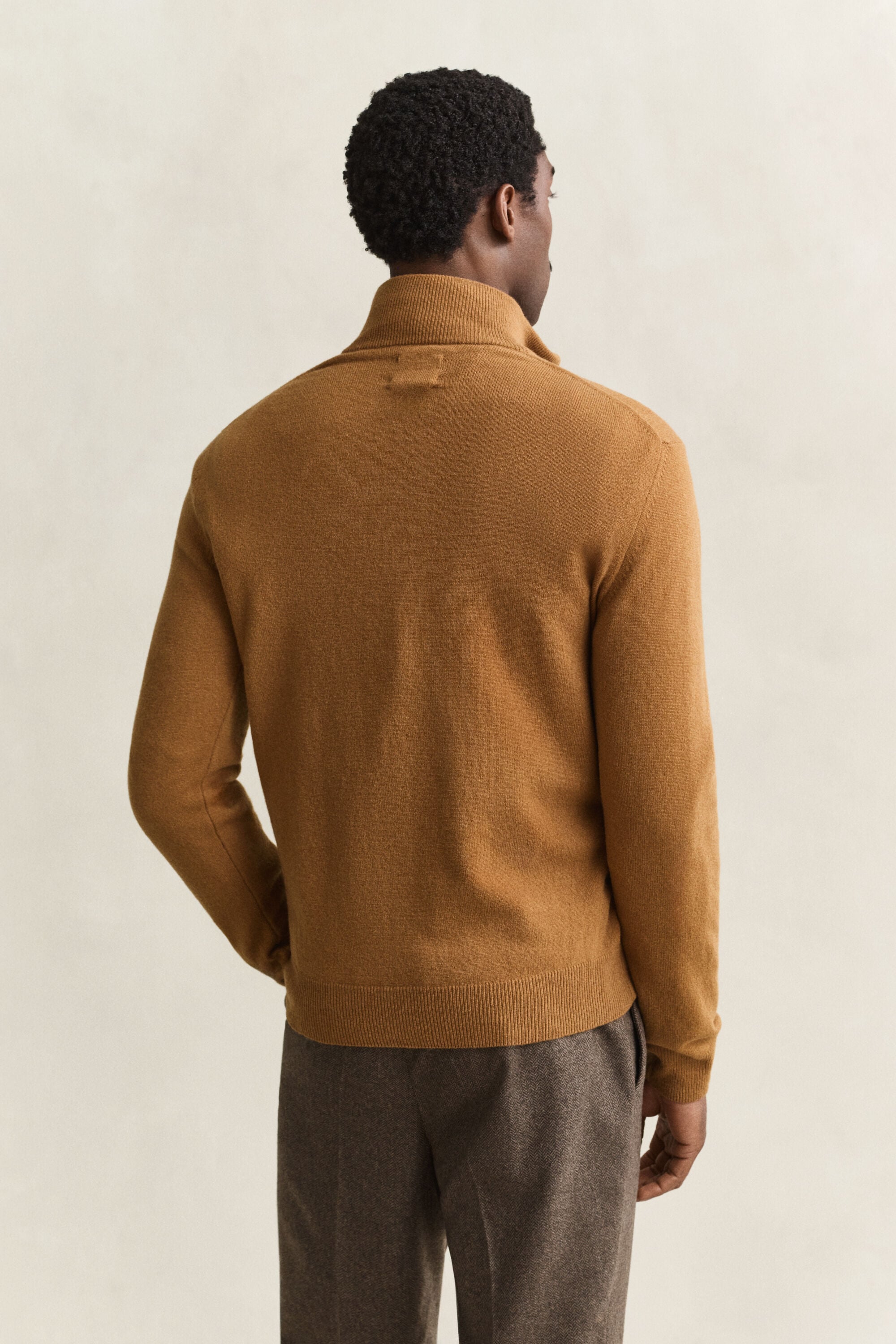 Camisola de malha com meio fecho de correr em lã