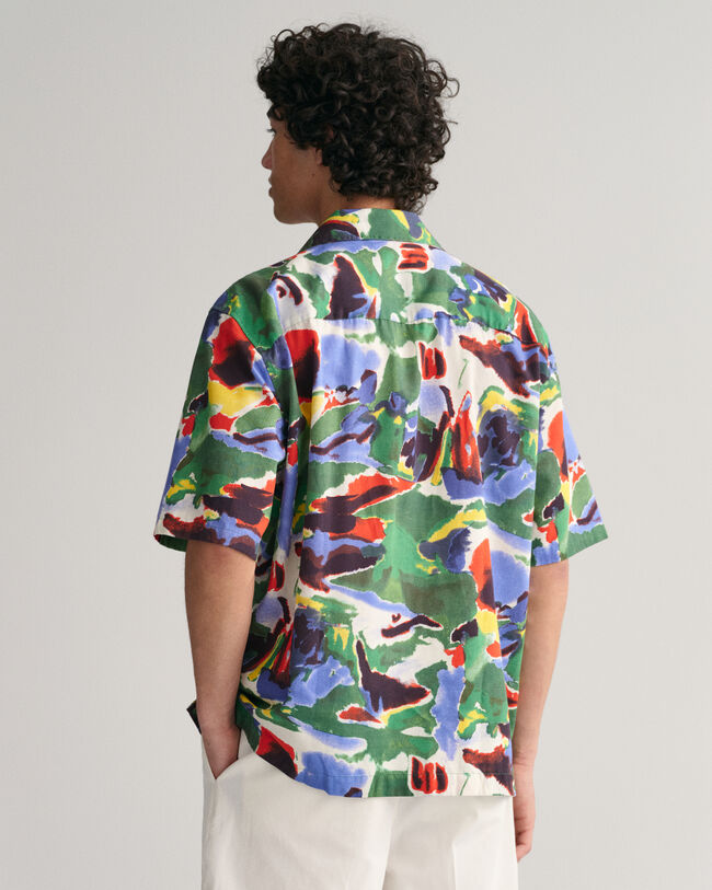 Camisa de manga curta estampada em algod&atilde;o e liocel relaxed fit