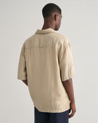 Camisa de linho com manga curta Garment-Dyed relaxed fit