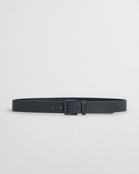 Cinto em pele com fivela no mesmo tom