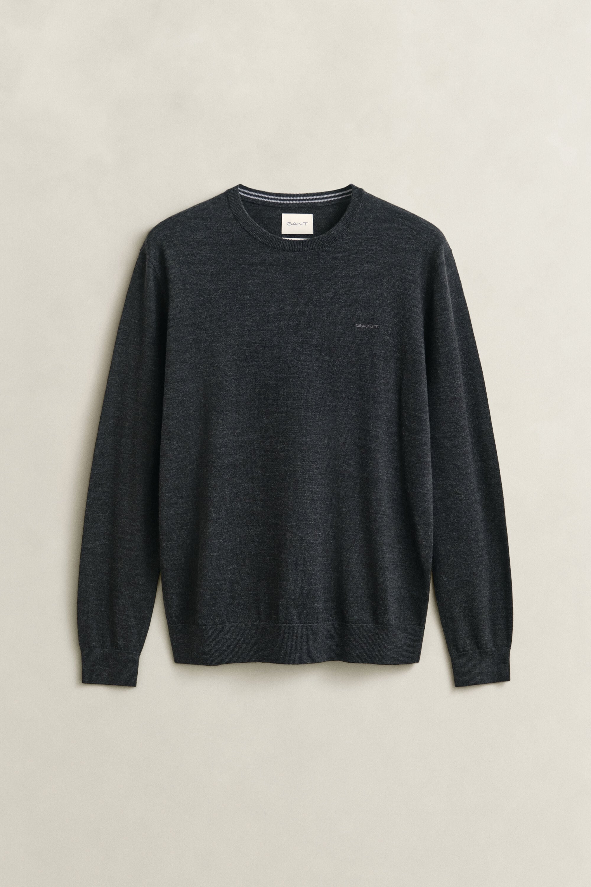 Camisola de malha com decote redondo em lã de merino