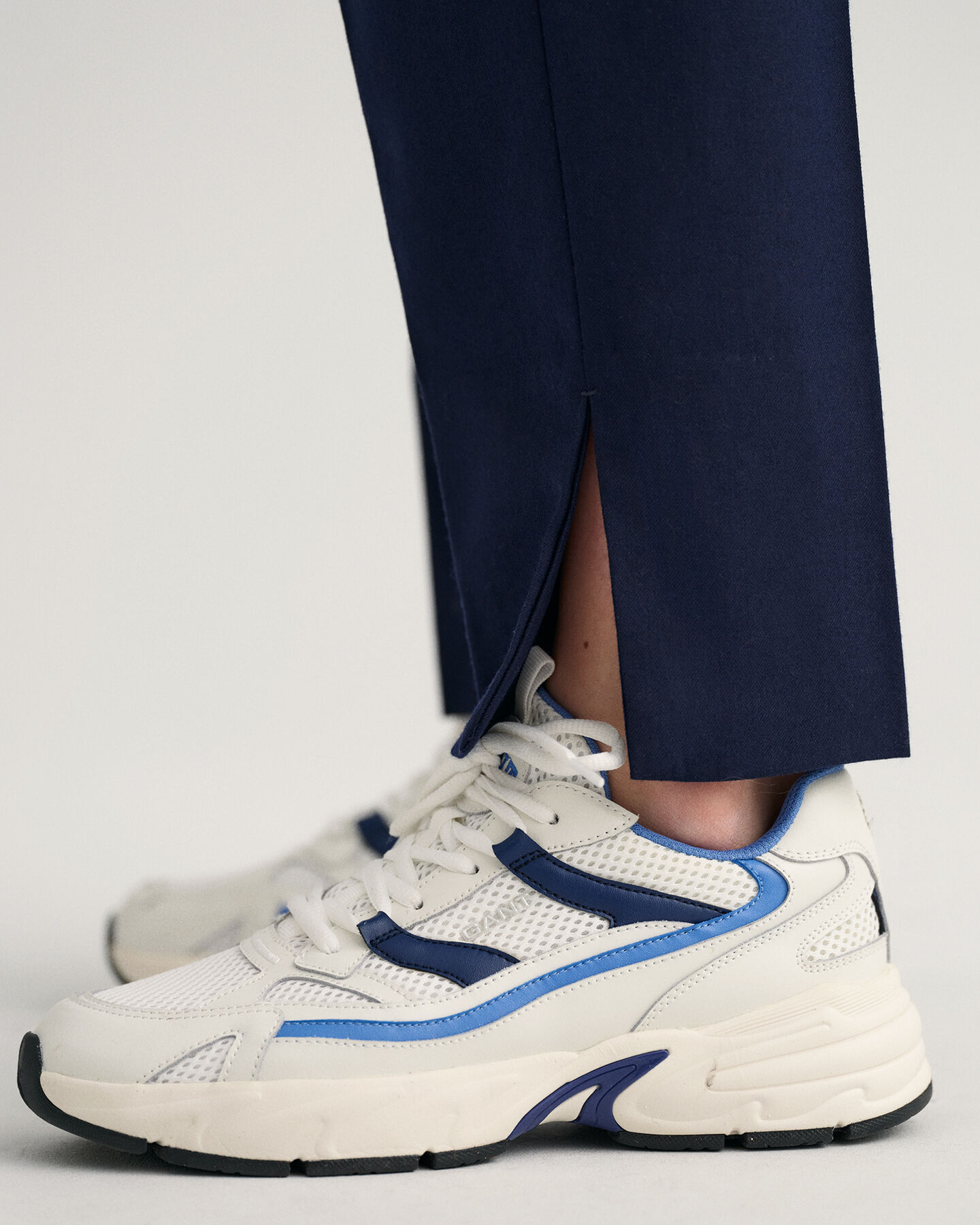 Calças pull-on afuniladas