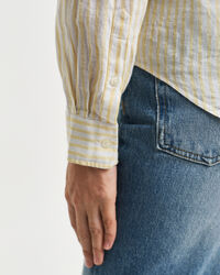 Camisa de linho às riscas regular fit