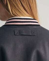 GANT Varsity Jacket em pele