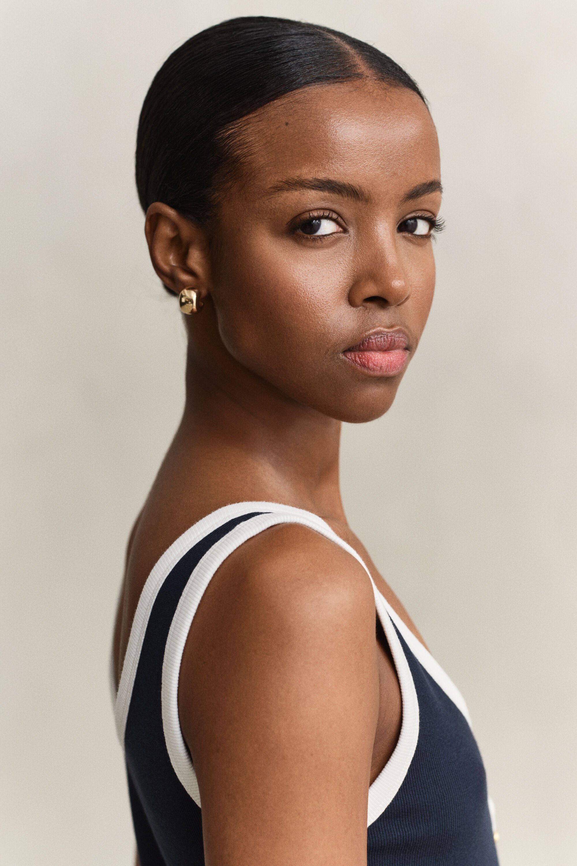 Vestido canelado sem mangas