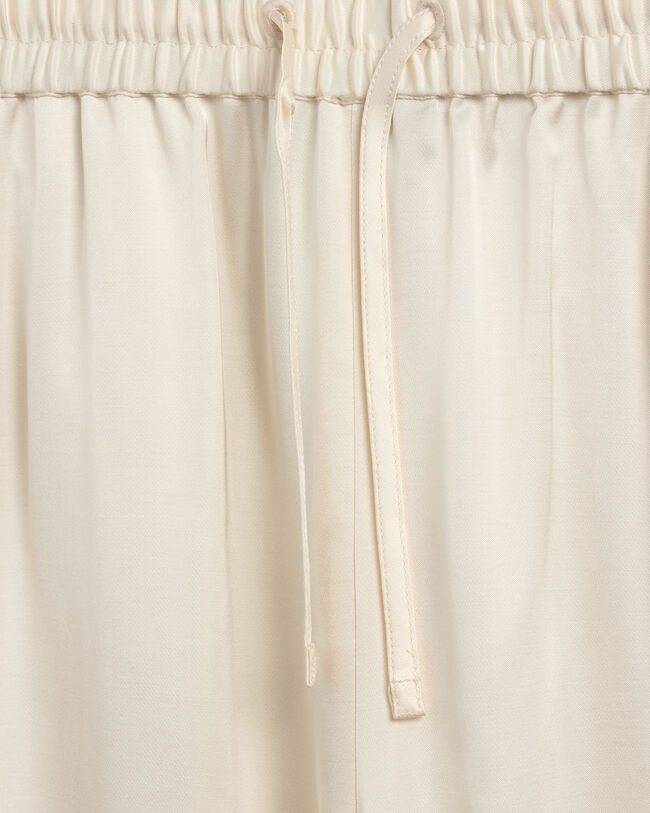 Calças Pull-On em cetim