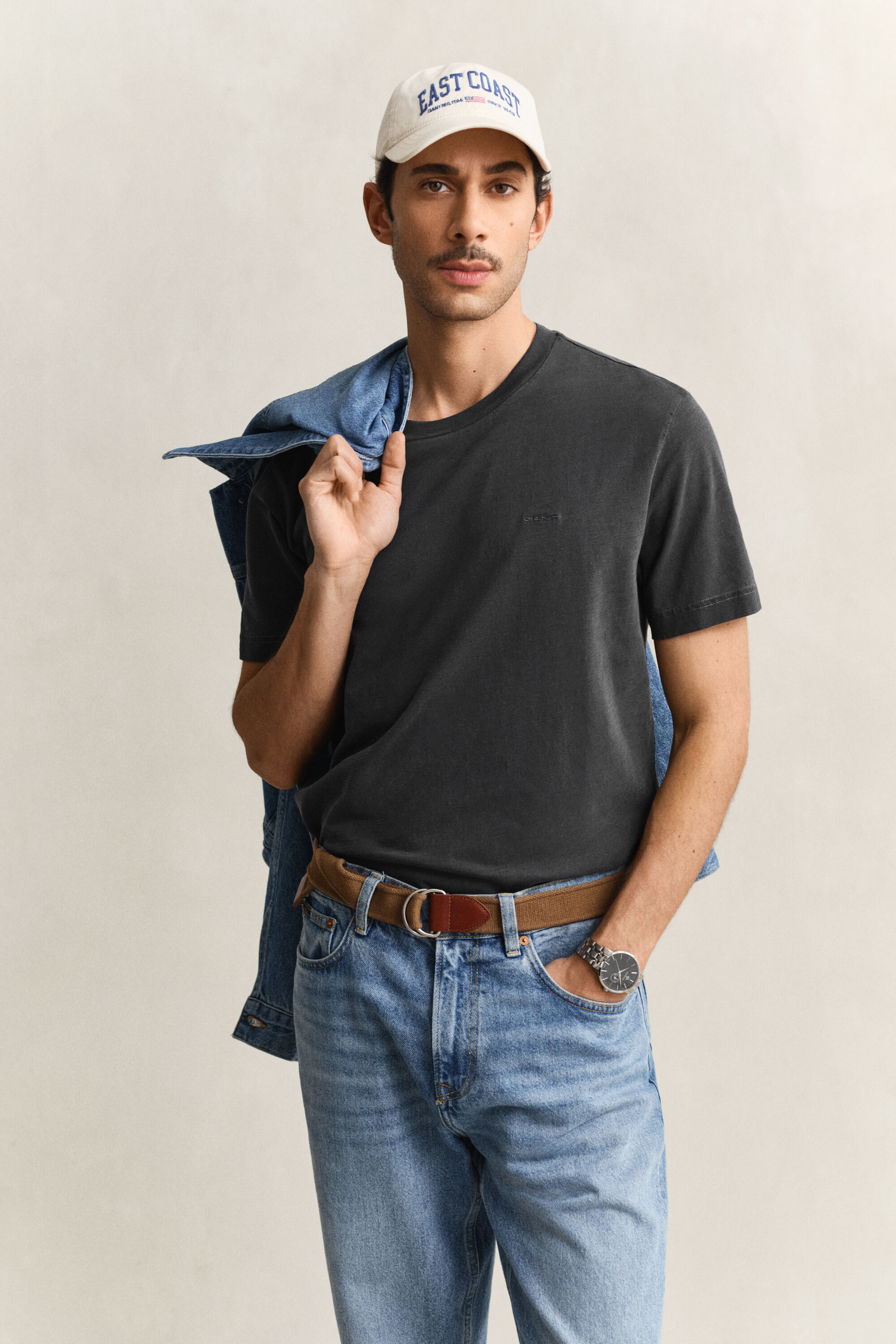 T-shirt com efeito desgastado