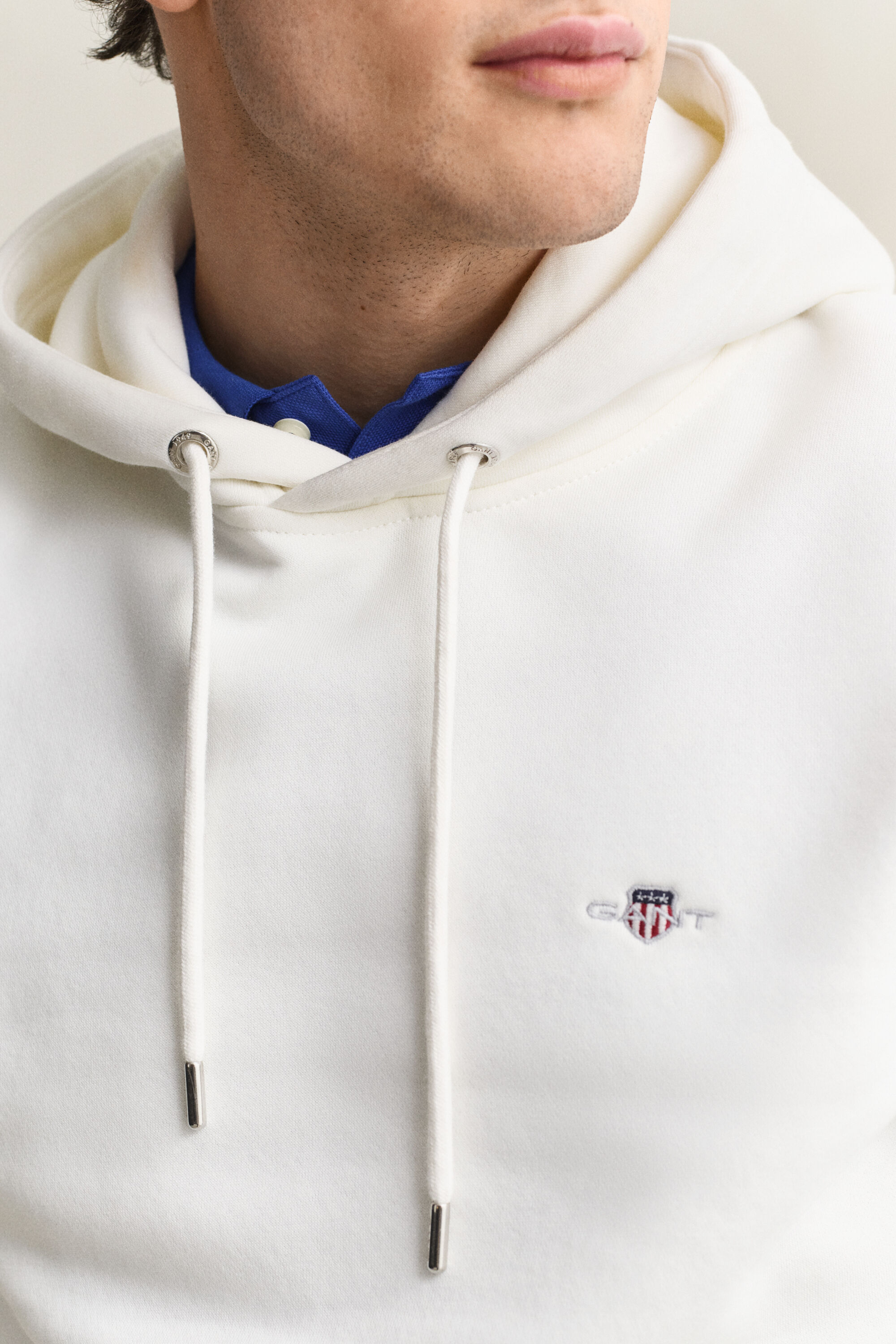 Sweatshirt com capuz Shield