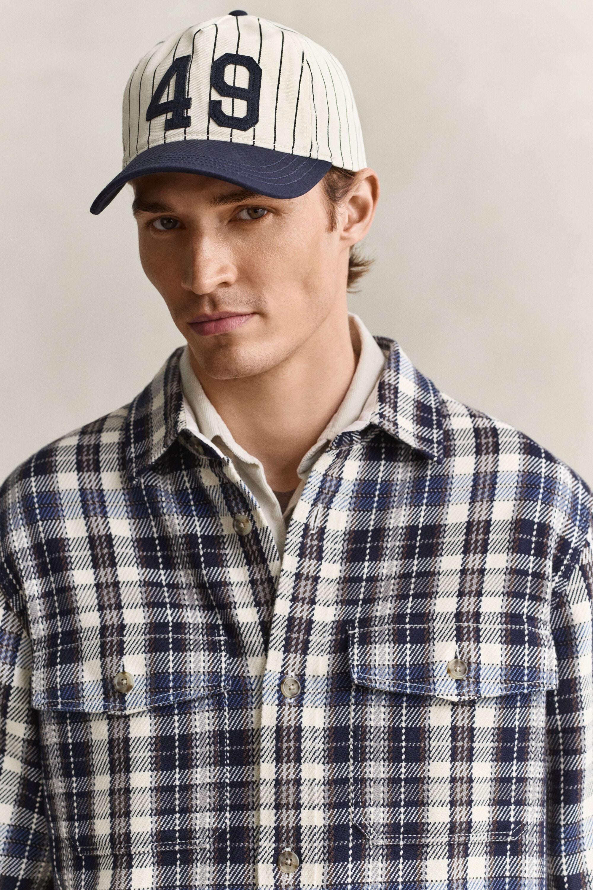 Sobrecamisa em sarja com padrão de xadrez