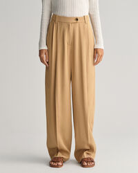 Calças chino com perna larga e cintura descida loose fit