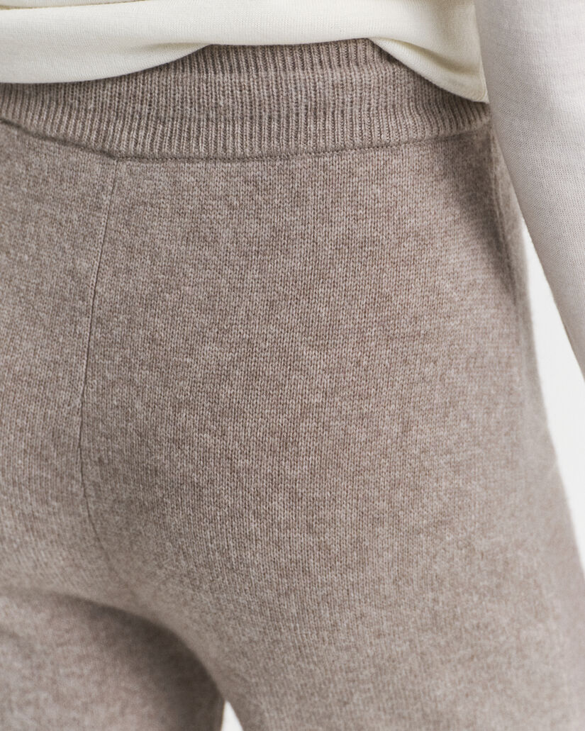 Calças em malha de lã