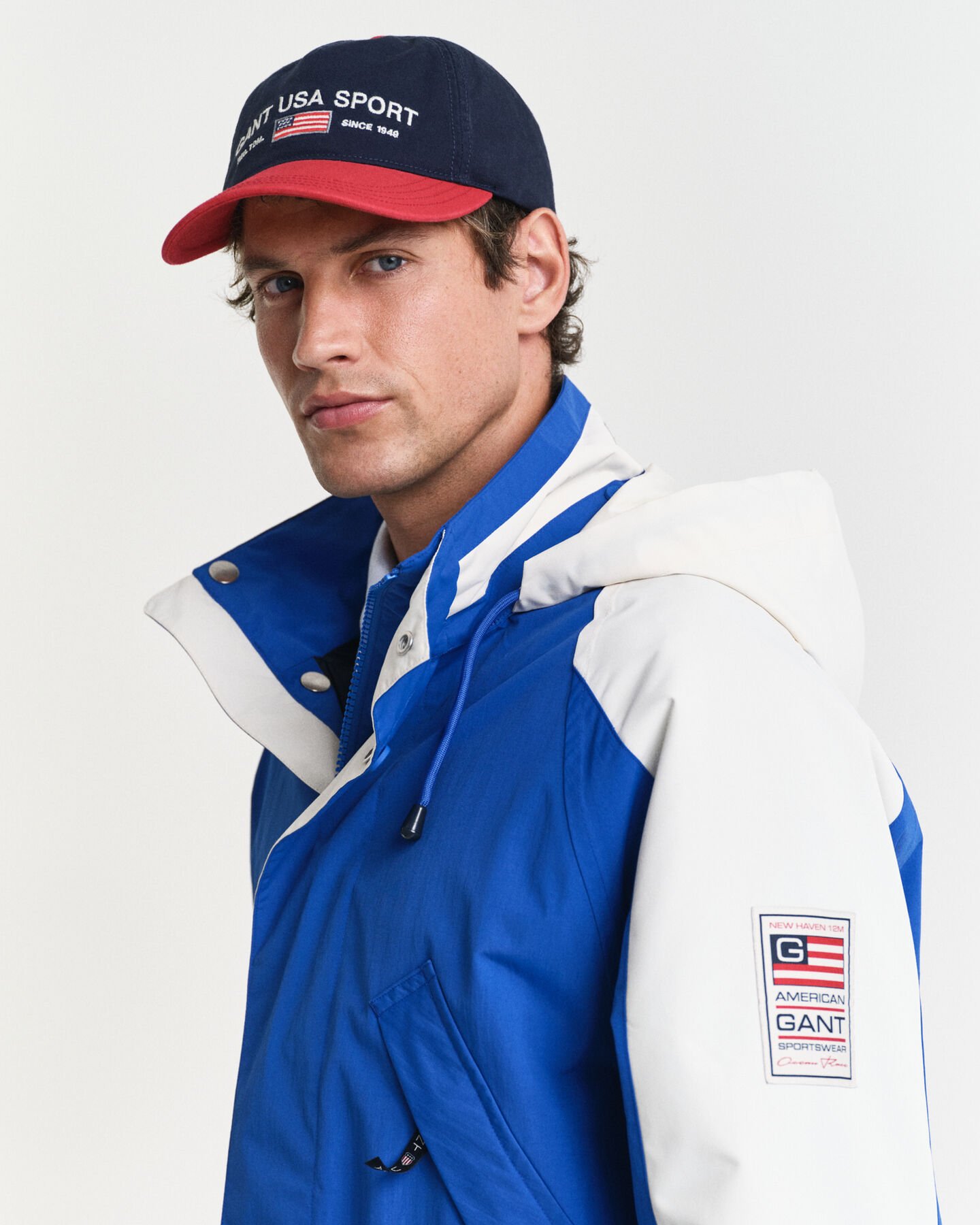 Casaco de marinheiro com comprimento médio