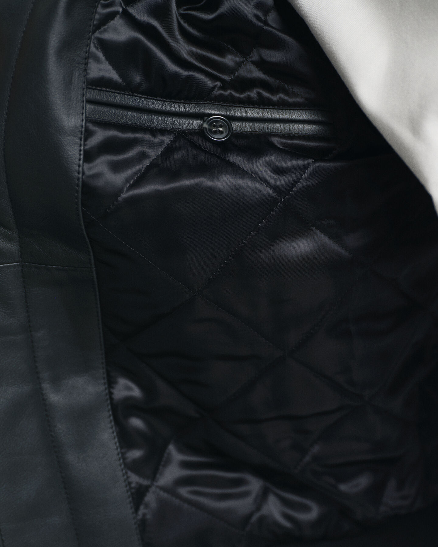 GANT Varsity Jacket em pele