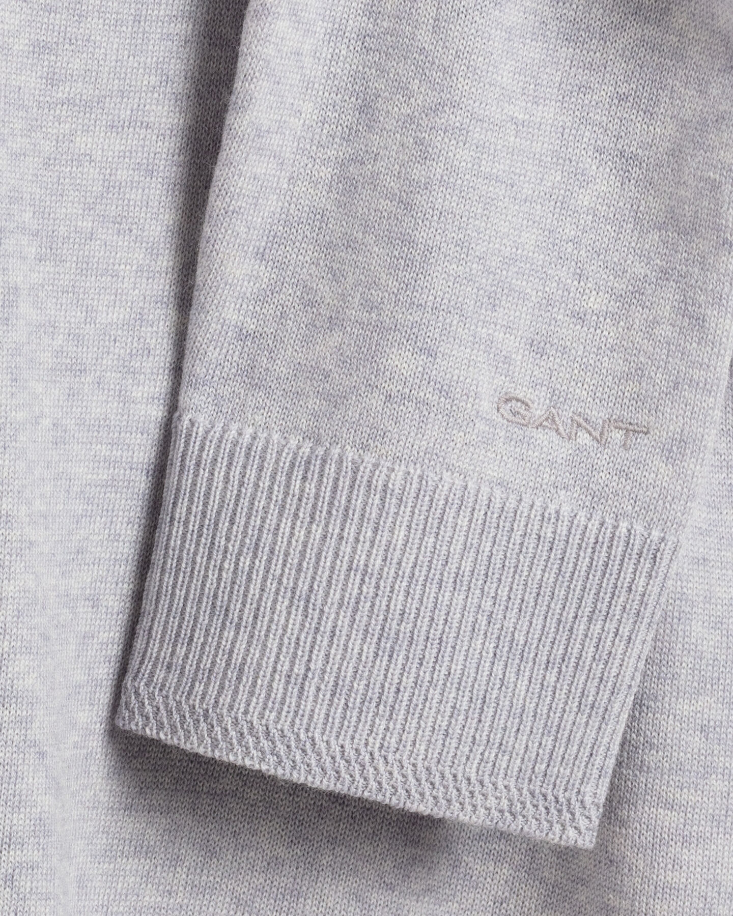 Casaco de malha em lã de merino lavável à máquina