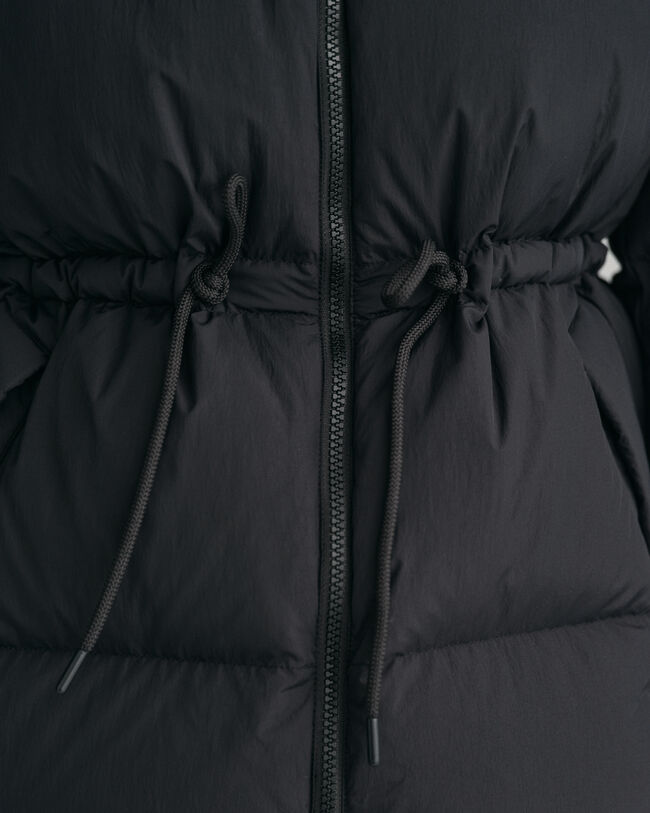 Blus&atilde;o de penas com comprimento m&eacute;dio