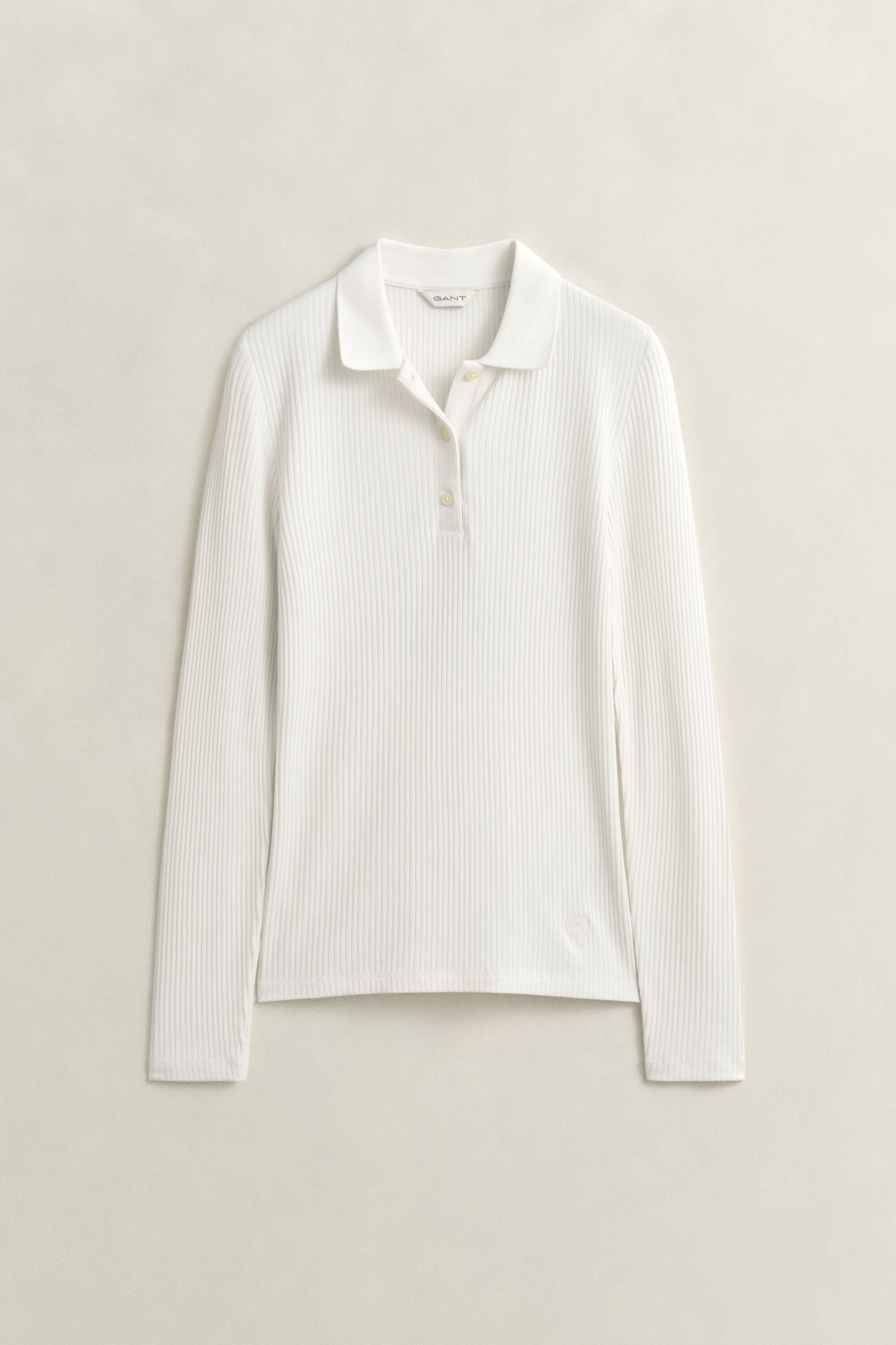 Camisola canelada tipo polo slim