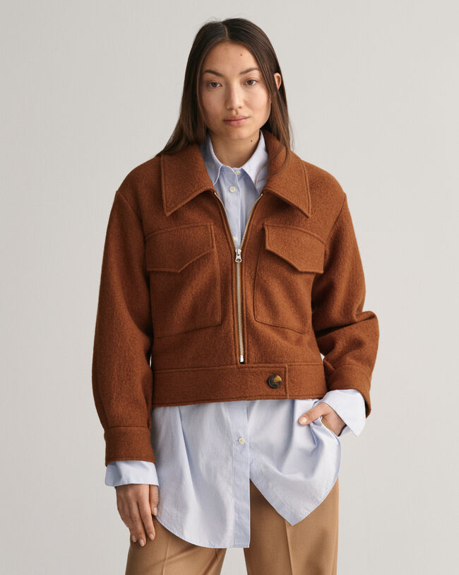 Casaco em boucl&eacute; com fecho de correr