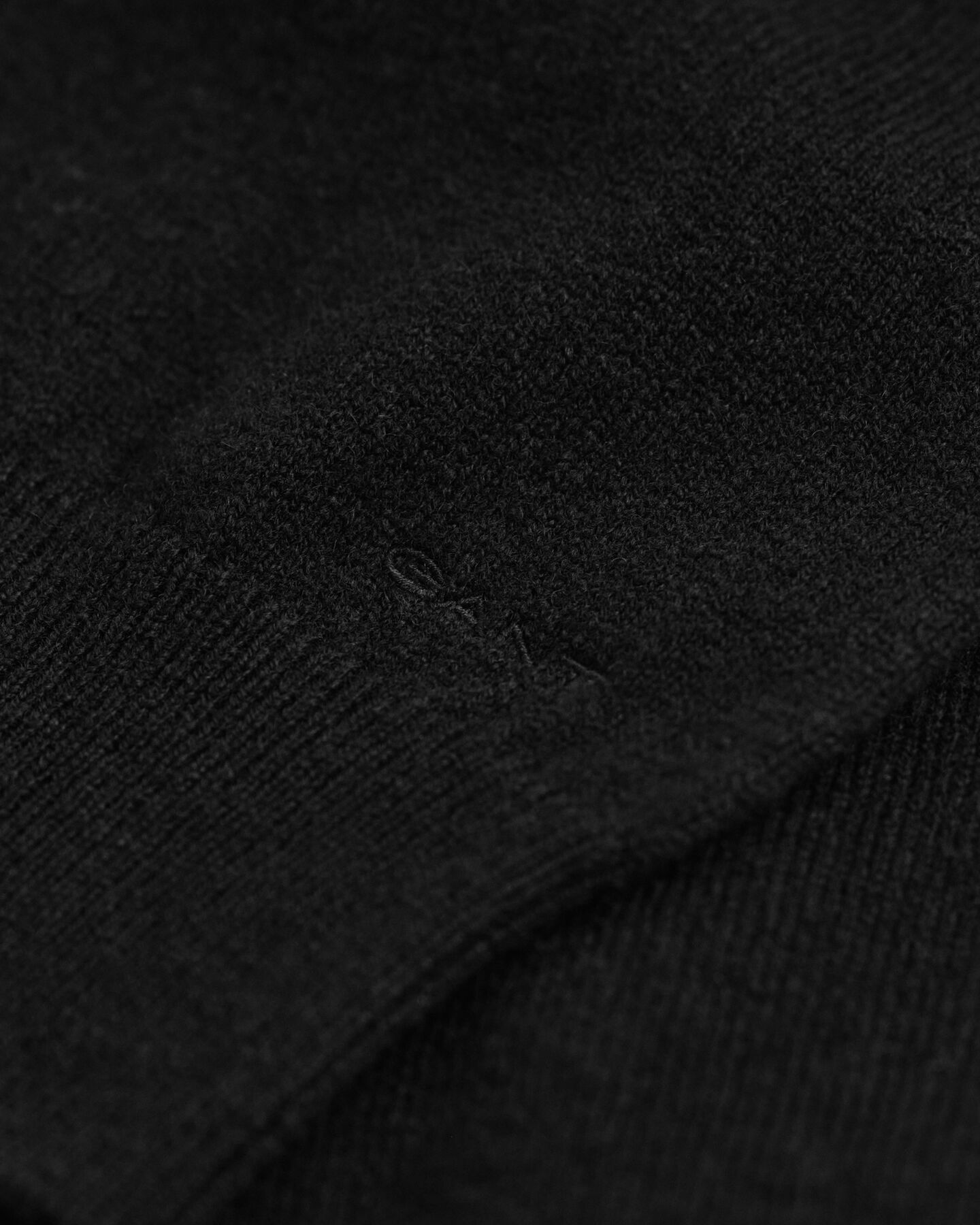 Vestido em malha de lã extrafina