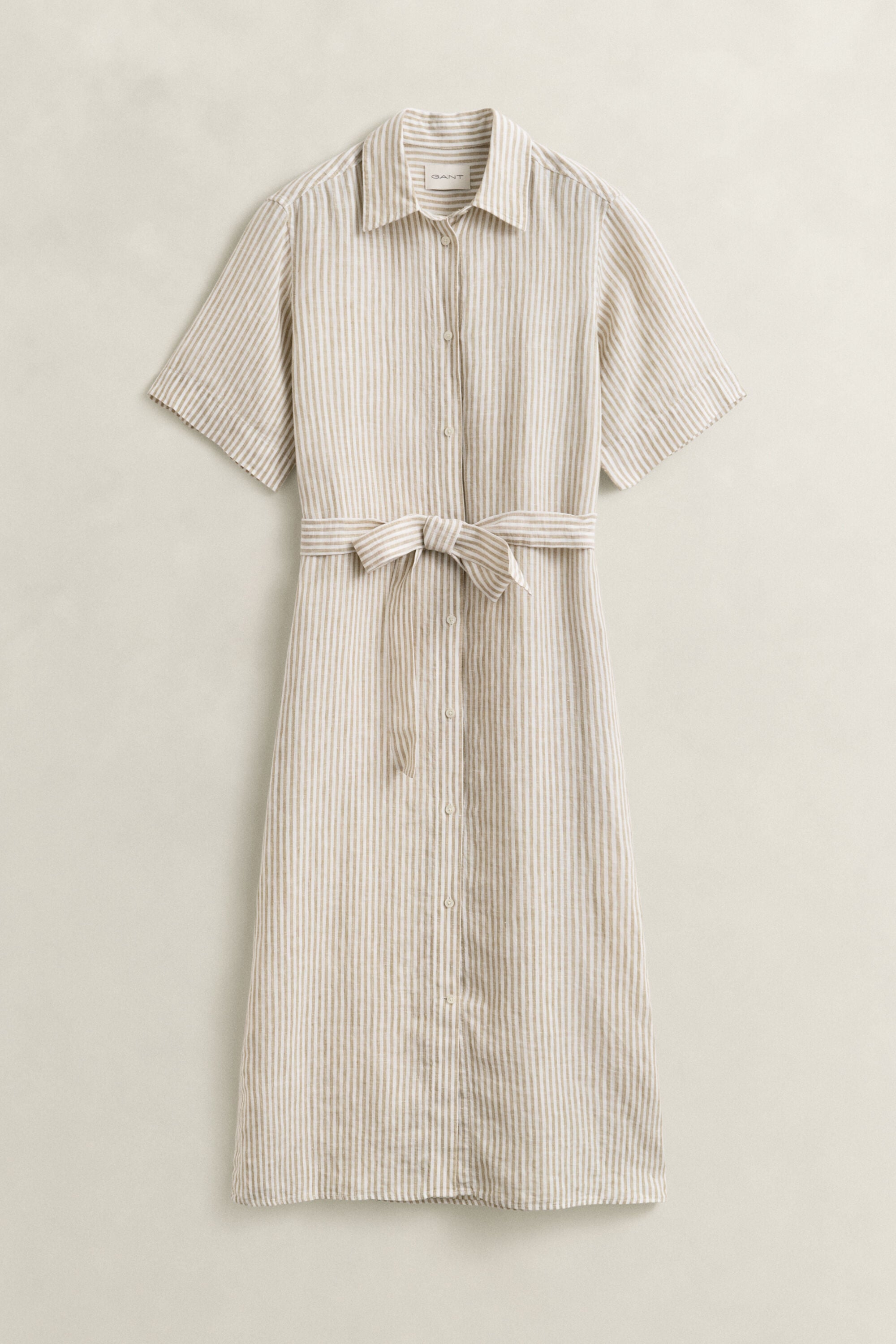 Vestido-camisa em linho às riscas