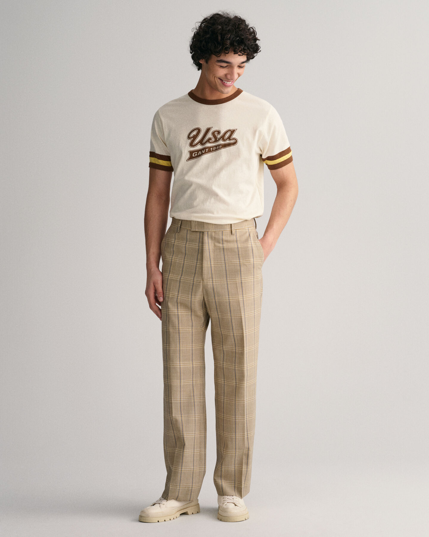 T-shirt GANT USA com riscas nas mangas