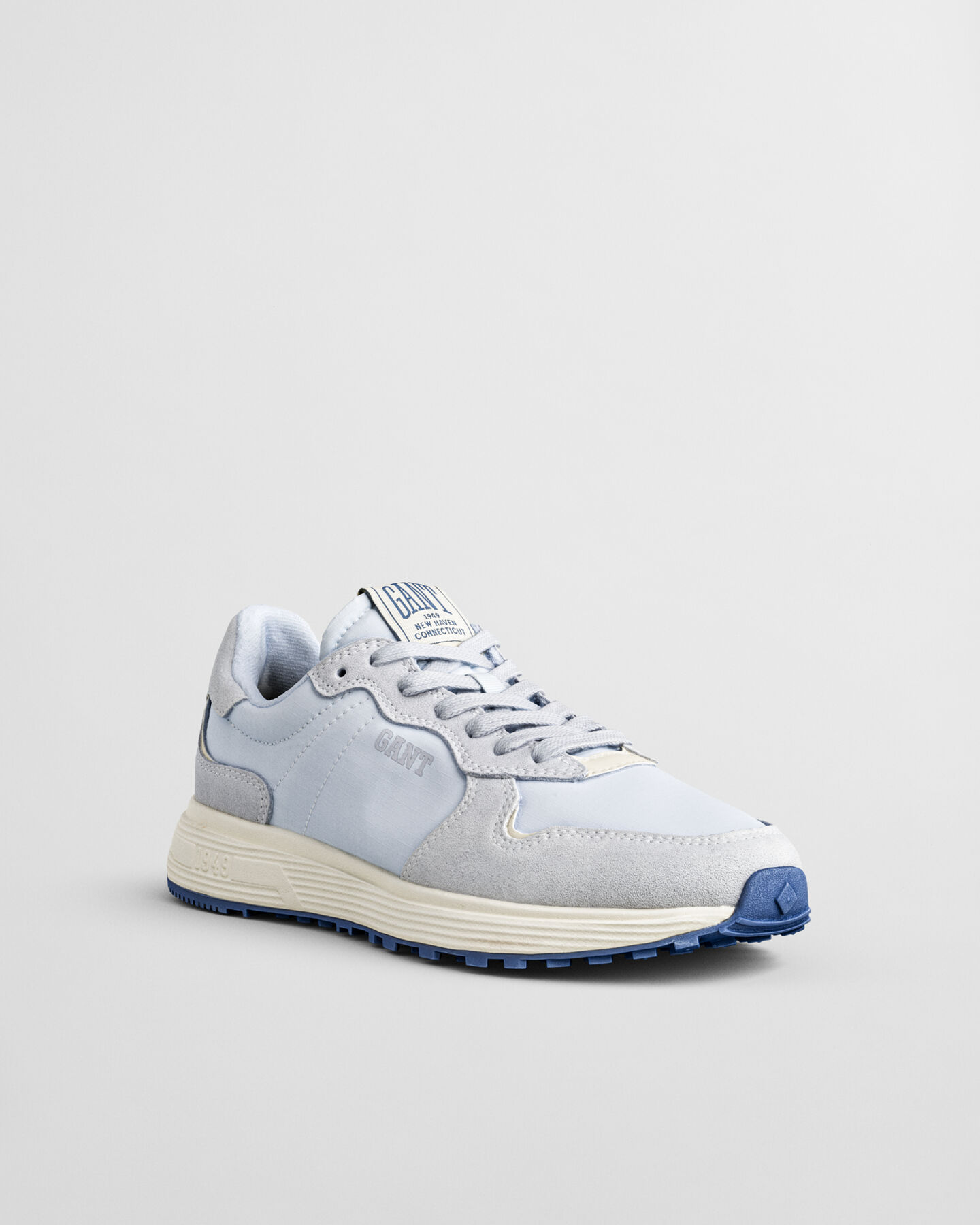 Ténis em camurça Beywin