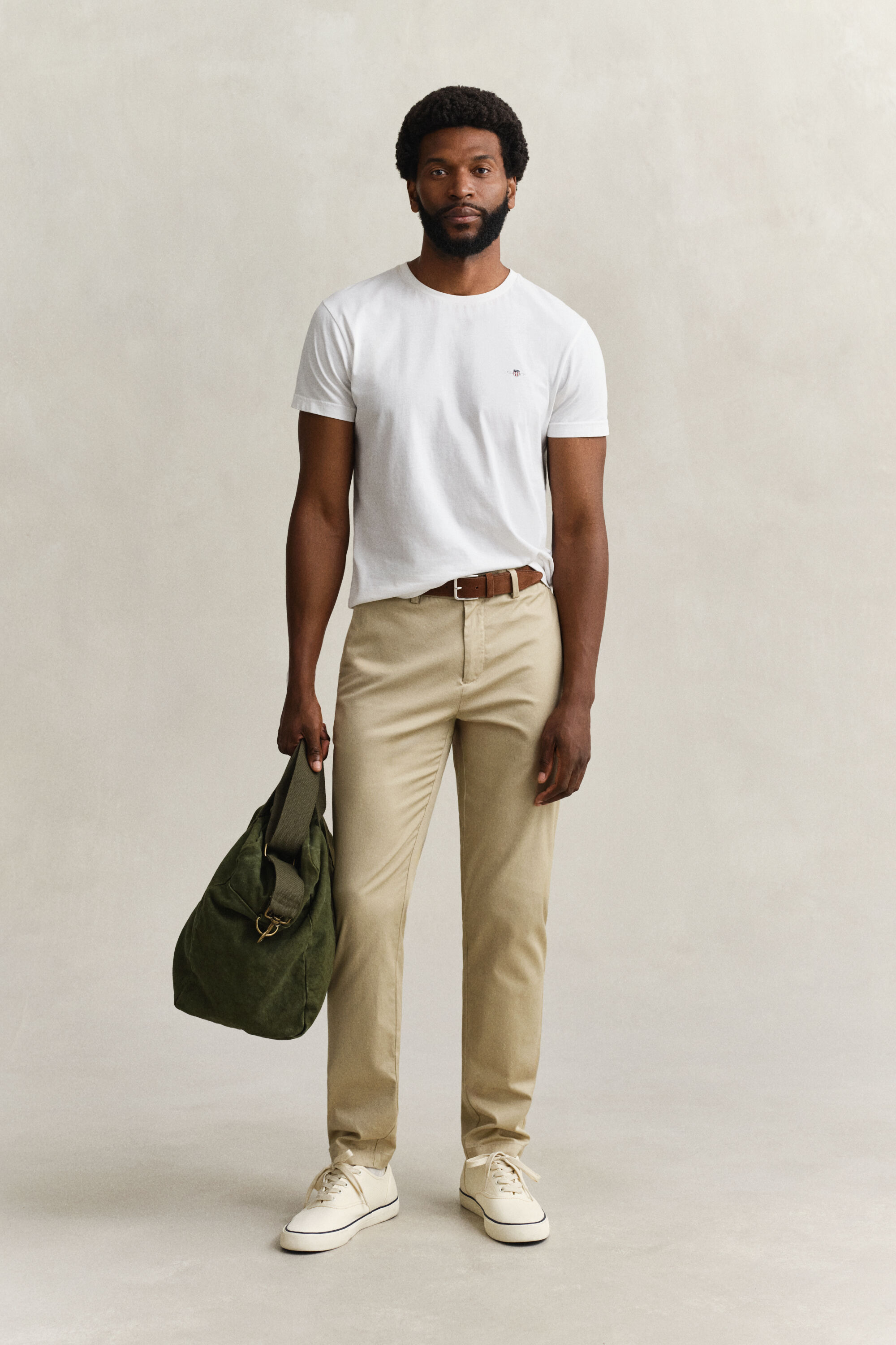 Calças chino desportivas