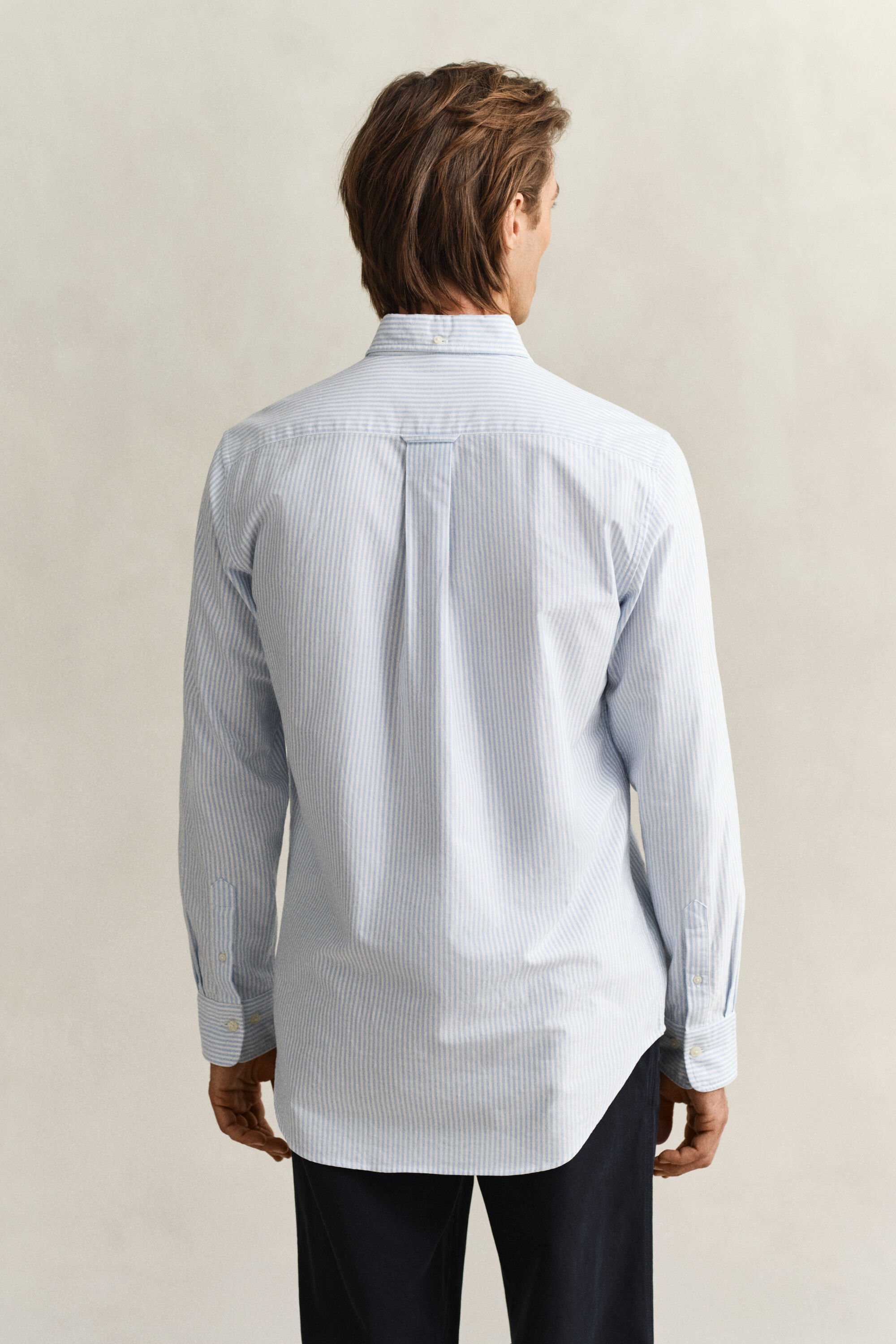 Camisa Oxford às riscas finas Classic
