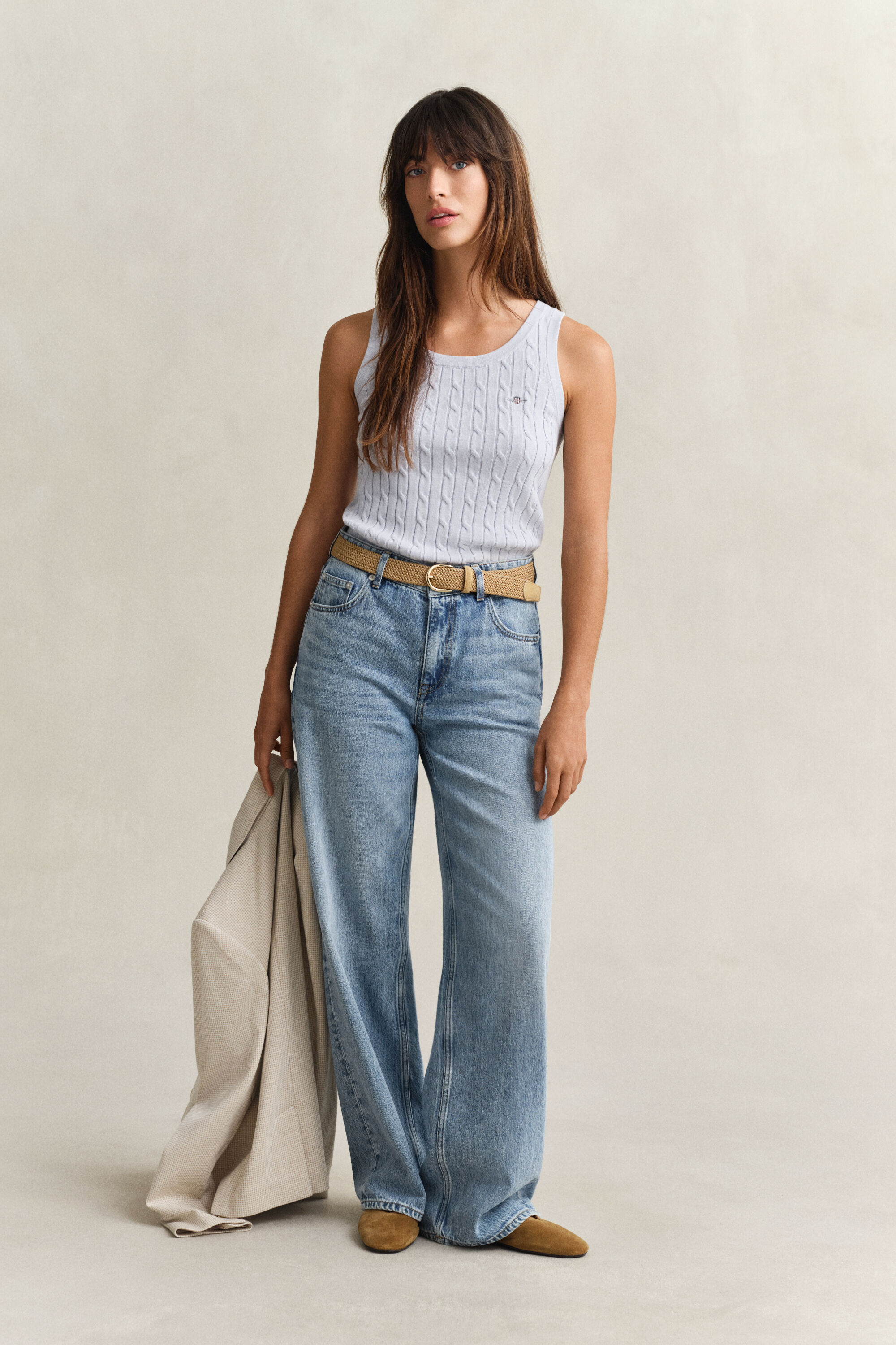 Camisola sem mangas em malha entrançada