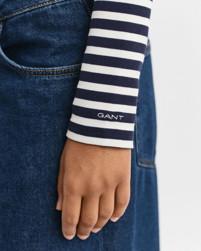 Camisola de mangas compridas em malha canelada às riscas