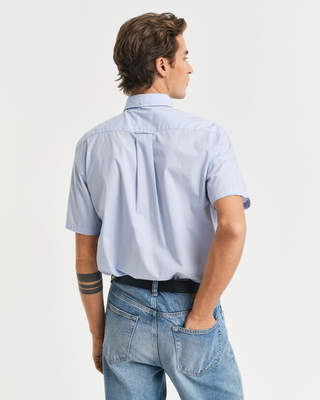 Camisa de manga curta em popelina clássica regular fit