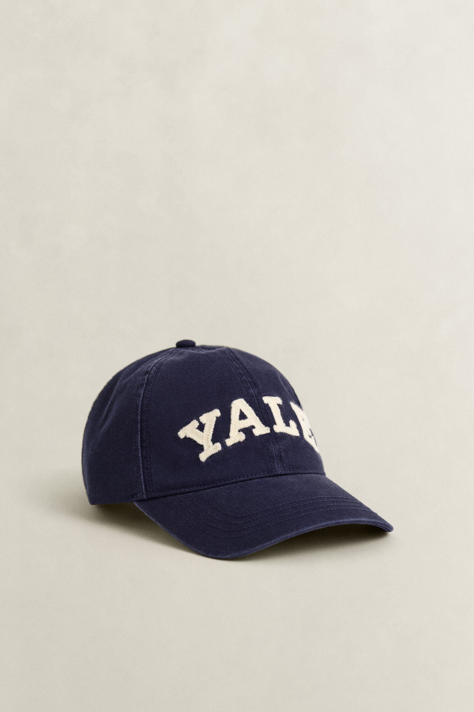 Boné em sarja de algodão lavada Gant x Yale